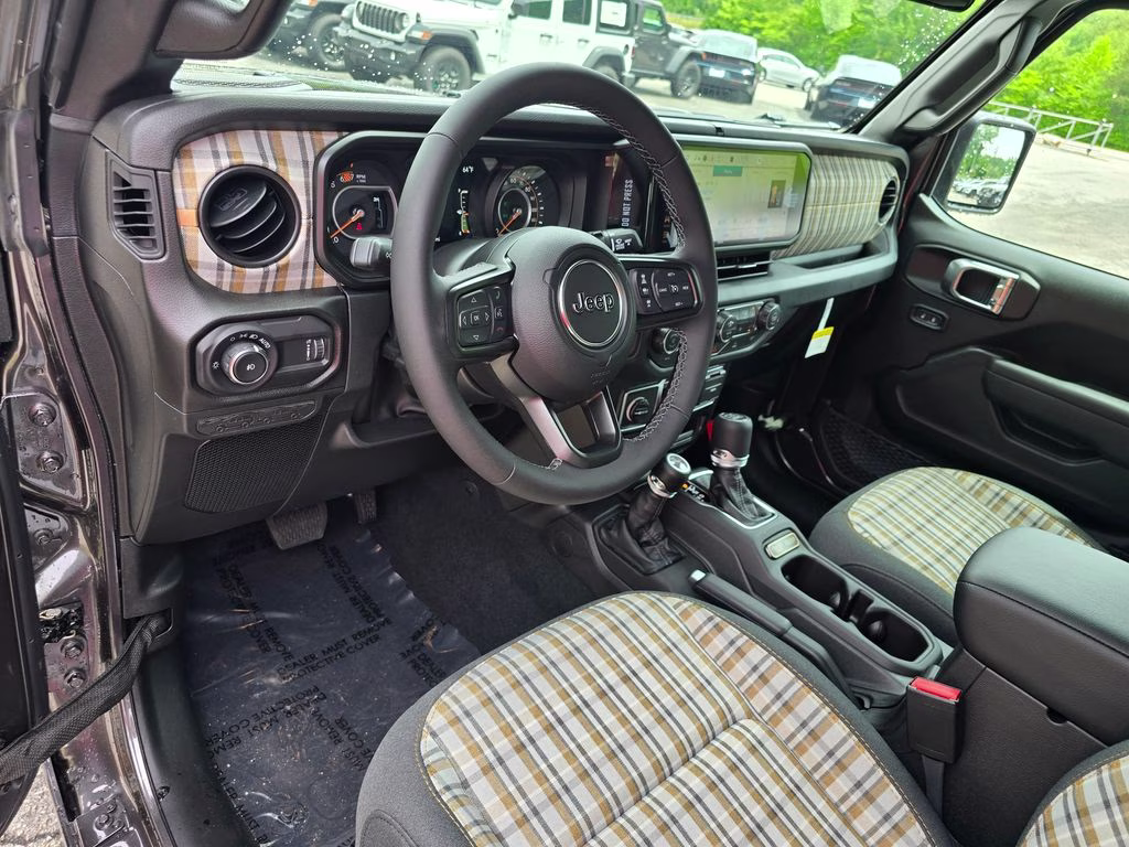2026 Granite Crystal Metallic Clearcoat Jeep Wrangler 4X4 SUV