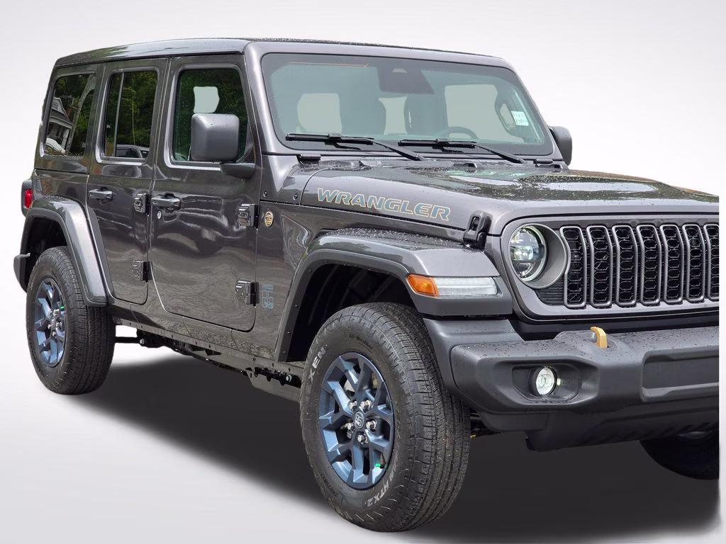 2026 Granite Crystal Metallic Clearcoat Jeep Wrangler 4X4 SUV