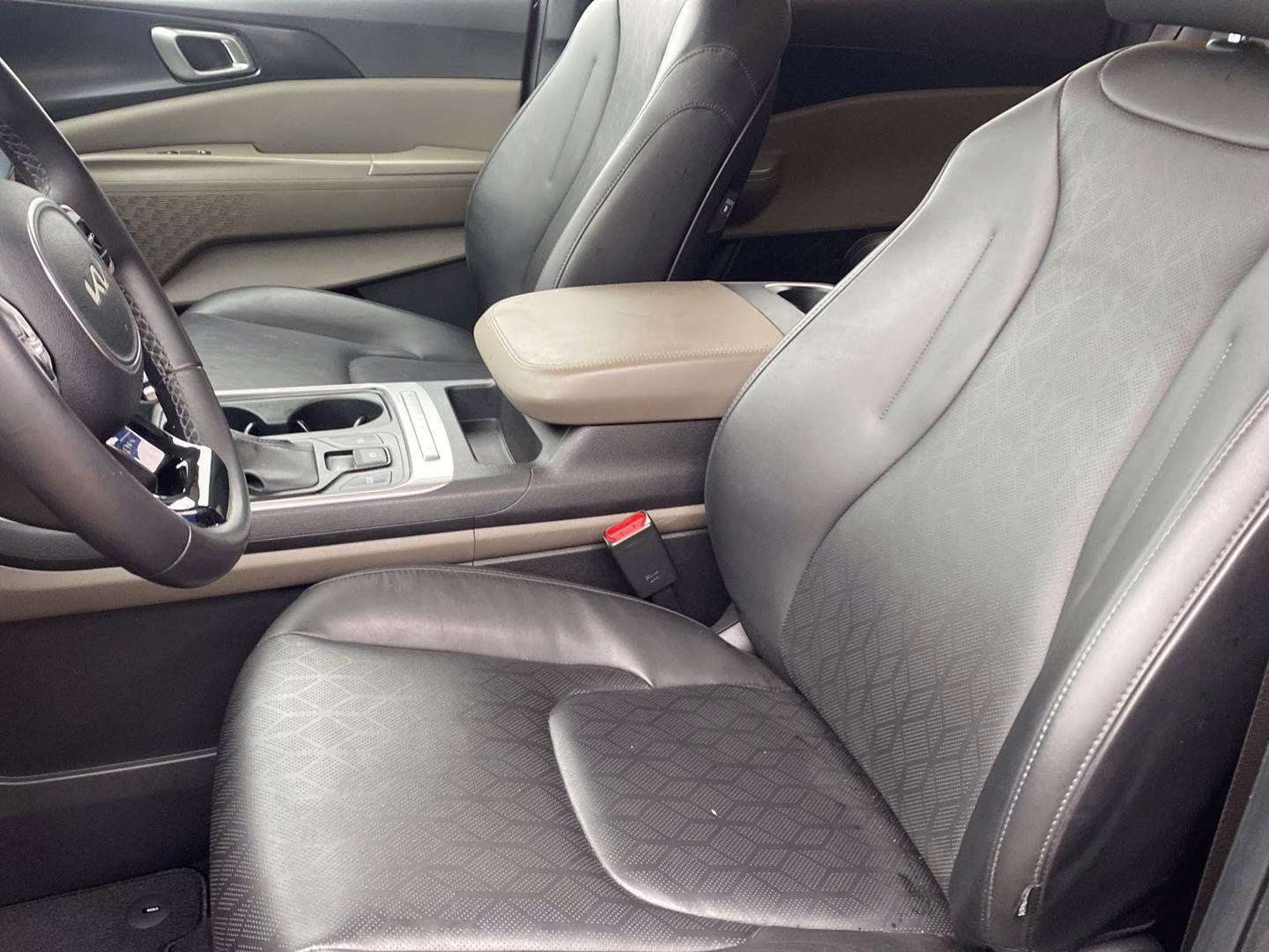 2025 Flare Red Kia Carnival LXS FWD Van