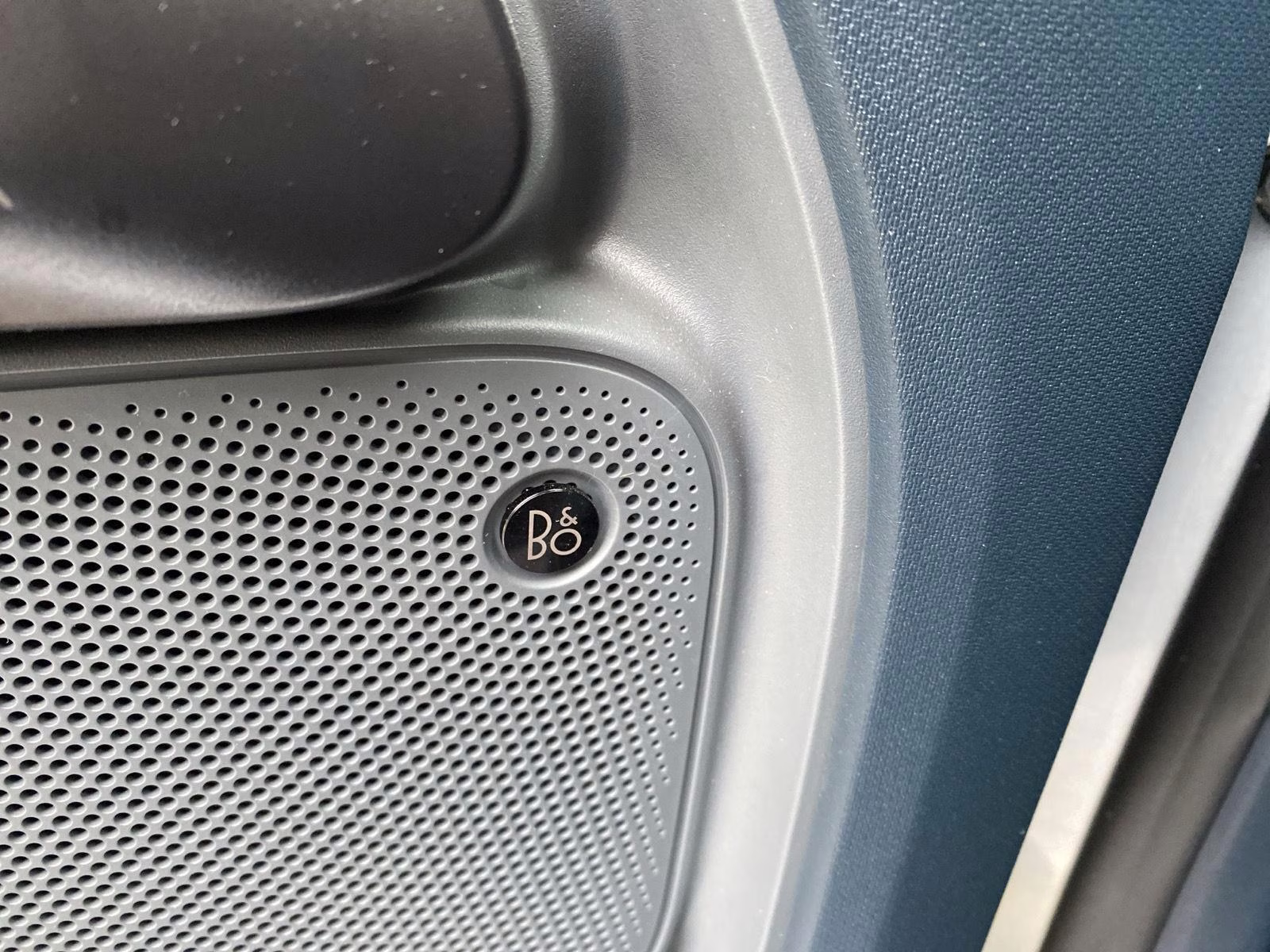 2024 Iconic Silver Metallic Ford Maverick Lariat AWD Truck