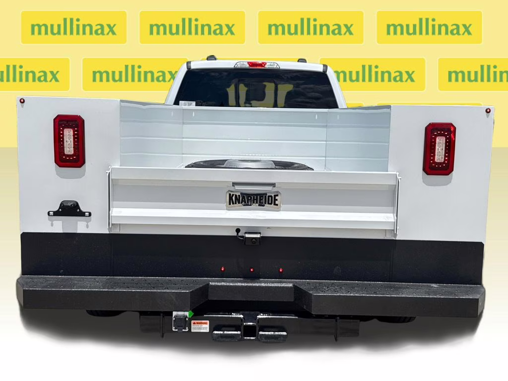 2026 Oxford White Ford Super Duty F-350 DRW XL RWD Chassis