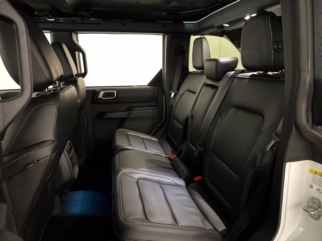 2026 Oxford White Ford Bronco Outer Banks 4X4 SUV