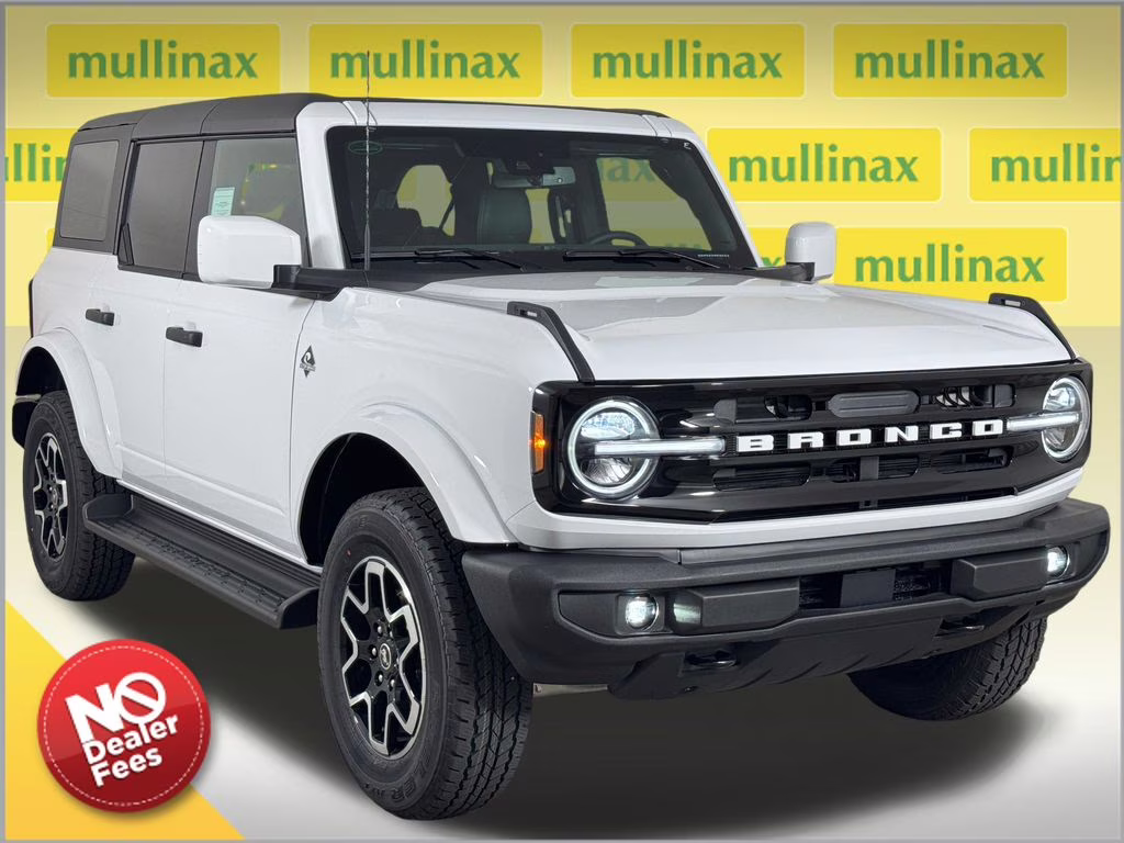 2026 Oxford White Ford Bronco Outer Banks 4X4 SUV