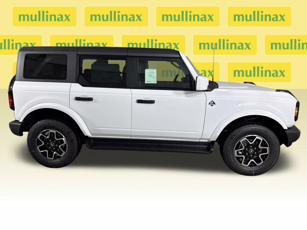 2026 Oxford White Ford Bronco Outer Banks 4X4 SUV