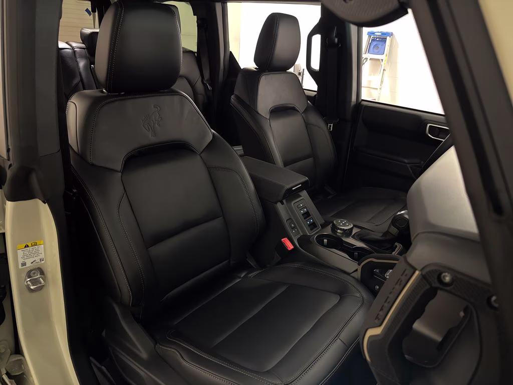 2026 Beige Ford Bronco Badlands 4X4 SUV