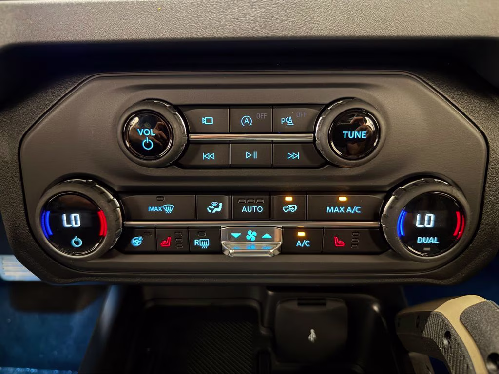 2026 Beige Ford Bronco Badlands 4X4 SUV