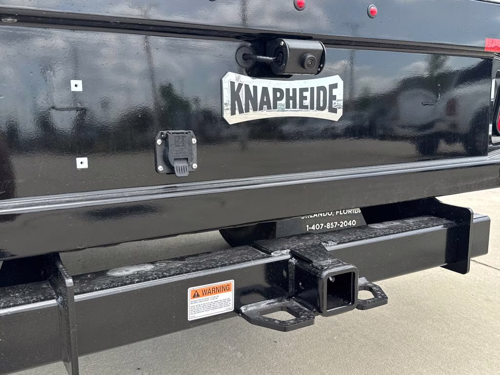2026 Oxford White Ford Super Duty F-350 DRW XL RWD Chassis