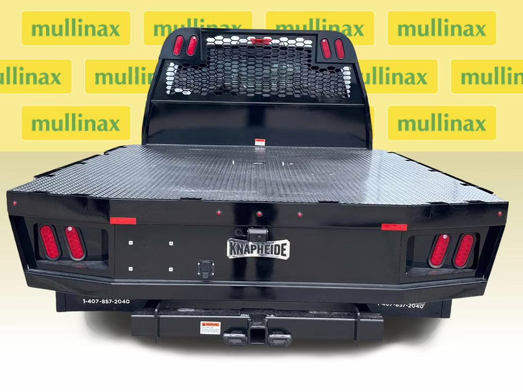 2026 Oxford White Ford Super Duty F-350 DRW XL RWD Chassis