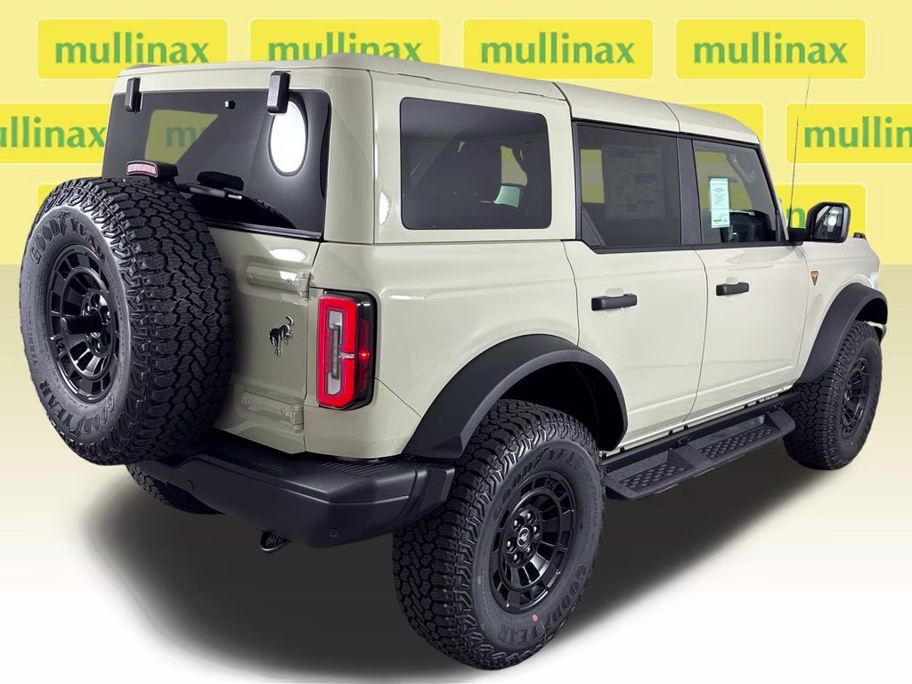 2026 Beige Ford Bronco Badlands 4X4 SUV