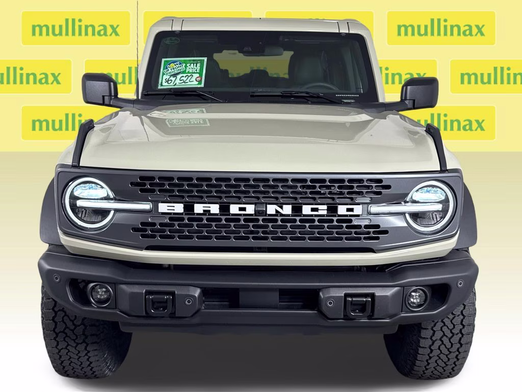 2026 Beige Ford Bronco Badlands 4X4 SUV