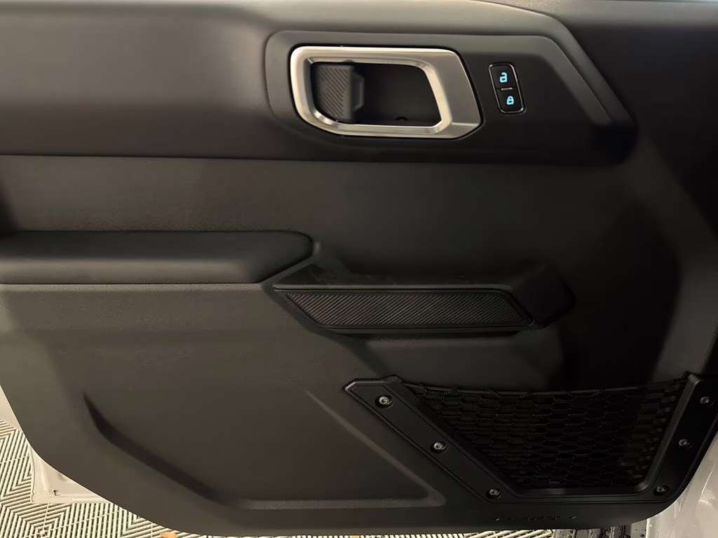 2026 Oxford White Ford Bronco Outer Banks 4X4 SUV