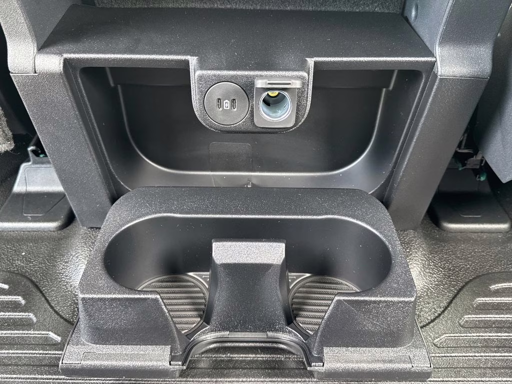 2026 Oxford White Ford Super Duty F-350 DRW XL RWD Chassis