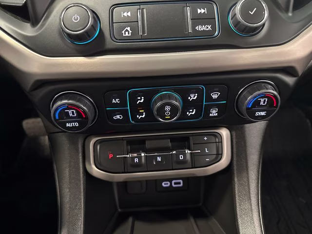 2023 Sterling Metallic GMC Acadia Denali AWD SUV