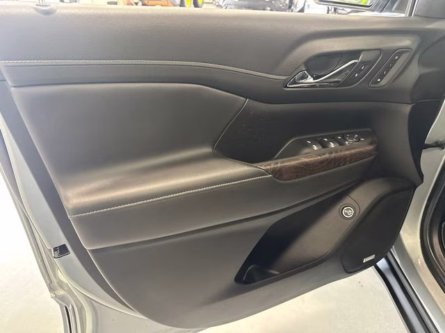 2023 Sterling Metallic GMC Acadia Denali AWD SUV