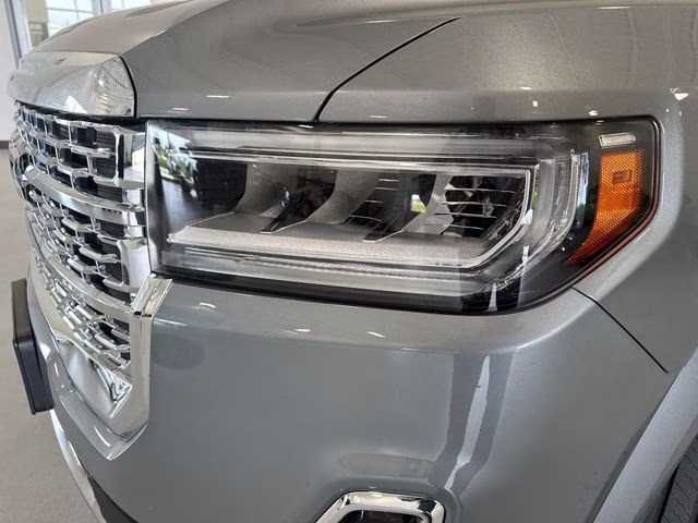 2023 Sterling Metallic GMC Acadia Denali AWD SUV