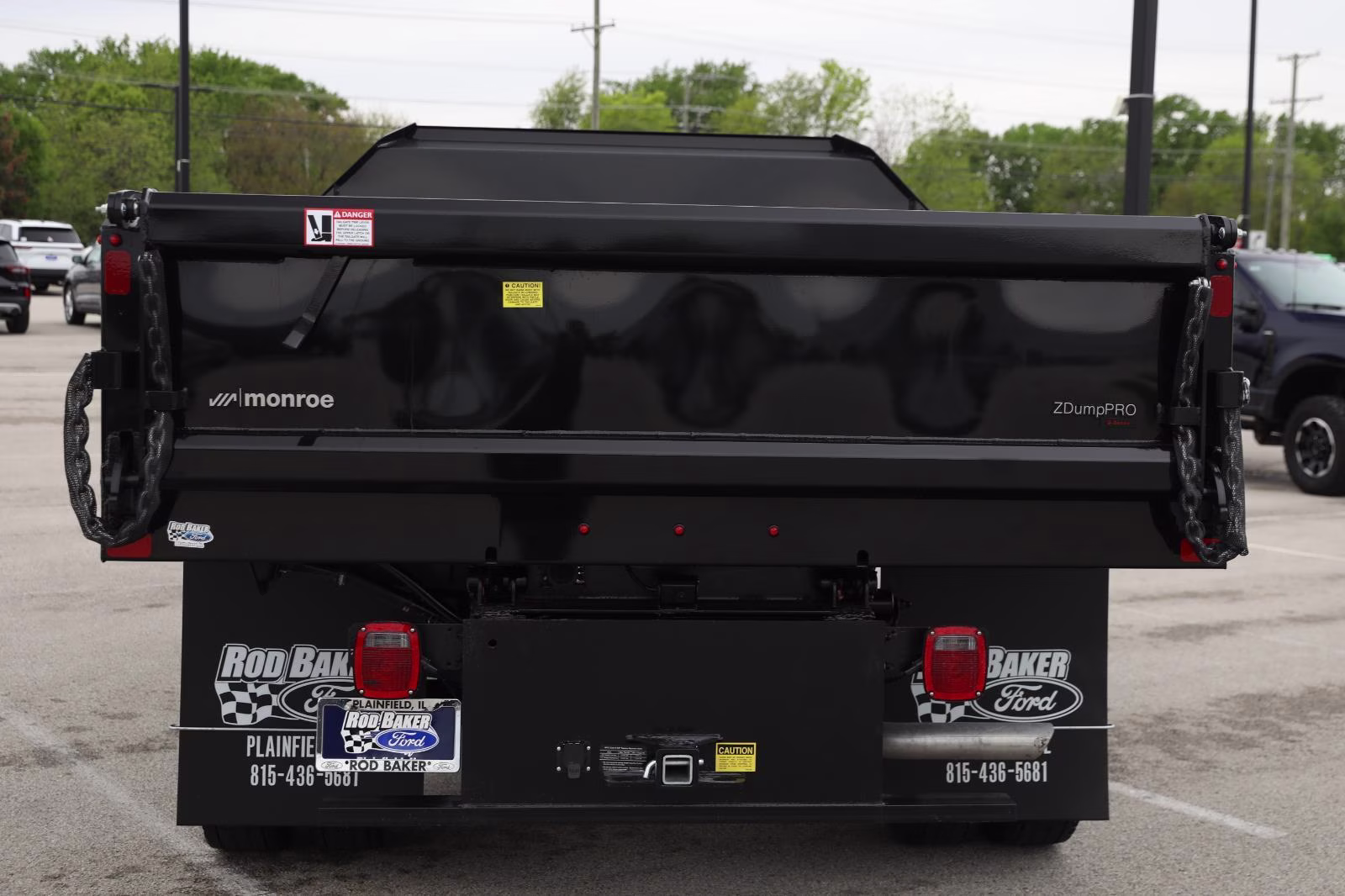 2026 Oxford White Ford Super Duty F-550 DRW XL 4X4 Truck