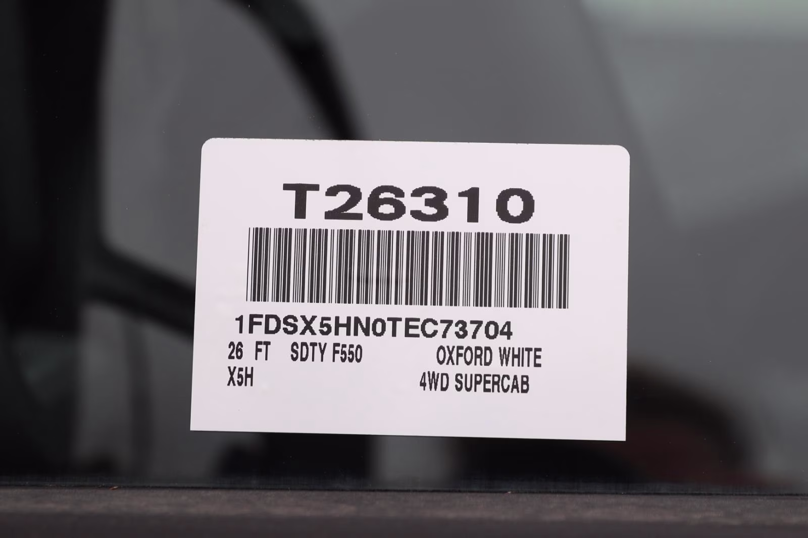 2026 Oxford White Ford Super Duty F-550 DRW XL 4X4 Truck