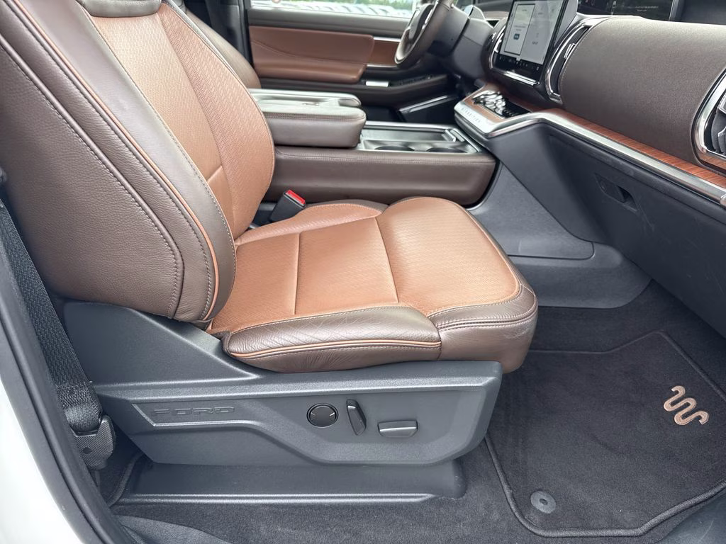 2025 Star White Metallic Tri-Coat Ford Expedition Max King Ranch 4X4 SUV