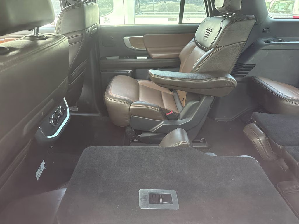 2025 Star White Metallic Tri-Coat Ford Expedition Max King Ranch 4X4 SUV