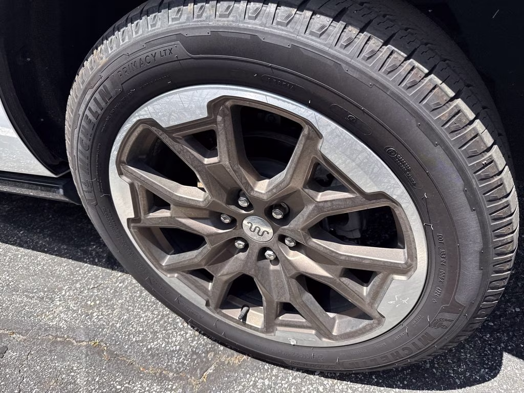 2025 Star White Metallic Tri-Coat Ford Expedition Max King Ranch 4X4 SUV