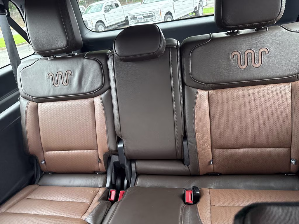 2025 Star White Metallic Tri-Coat Ford Expedition Max King Ranch 4X4 SUV