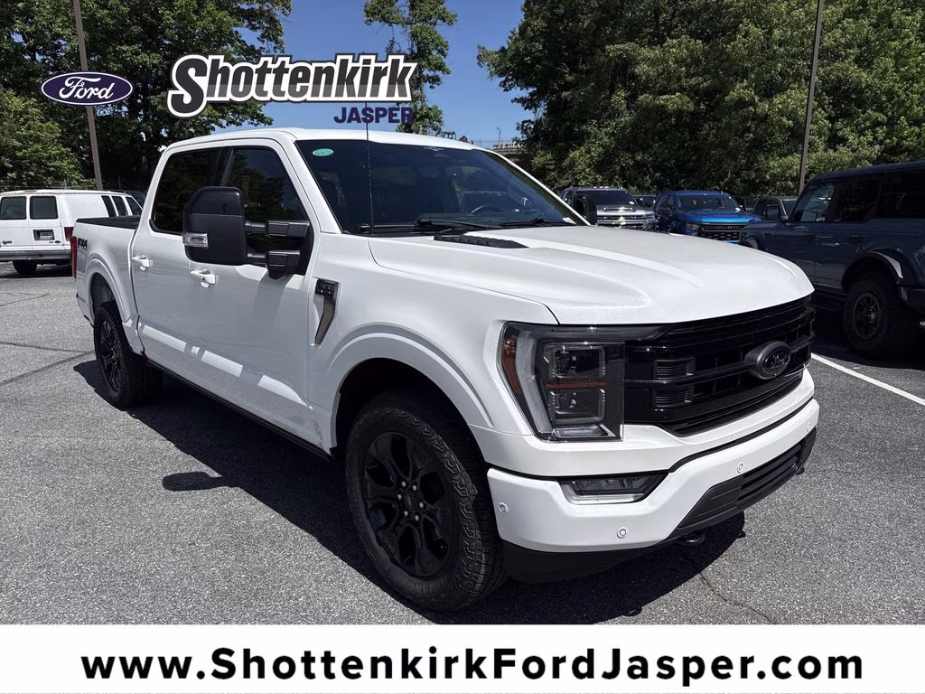 2023 Star White Metallic Tri-Coat Ford F-150 Platinum 4X4 Truck