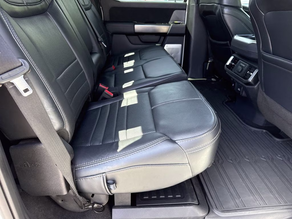 2023 Star White Metallic Tri-Coat Ford F-150 Platinum 4X4 Truck