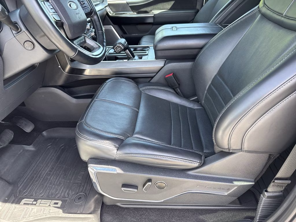 2023 Star White Metallic Tri-Coat Ford F-150 Platinum 4X4 Truck