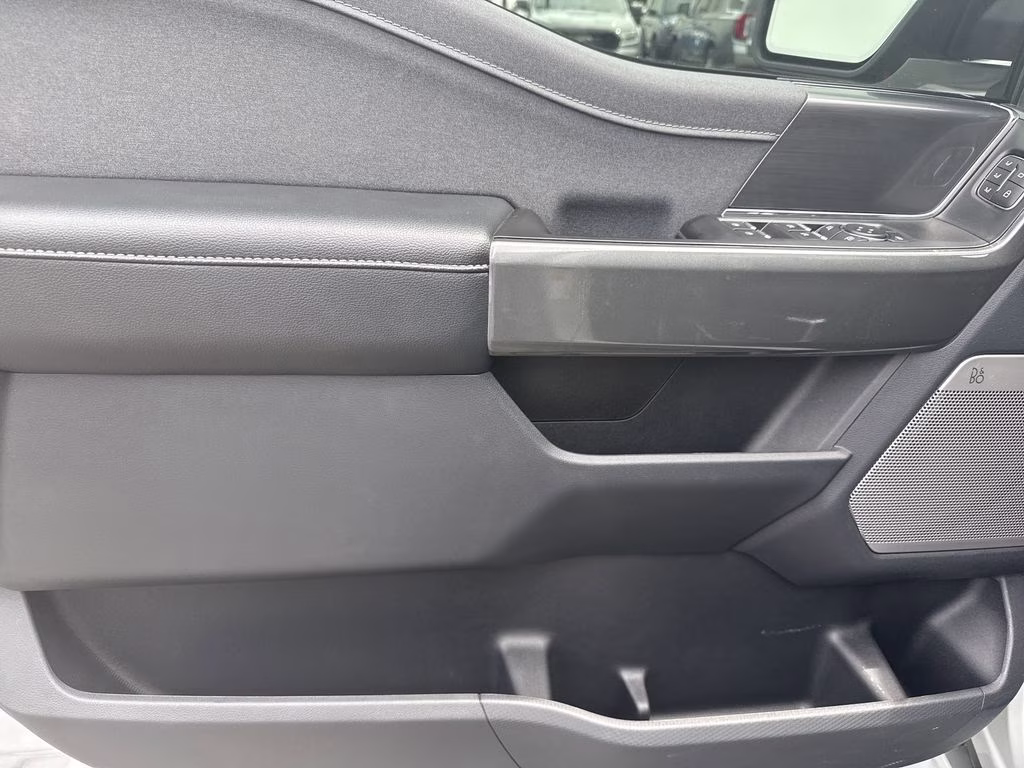 2023 Avalanche Ford F-150 Lariat 4X4 Truck