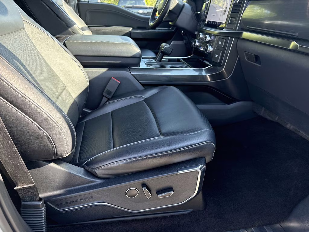 2023 Avalanche Ford F-150 Lariat 4X4 Truck