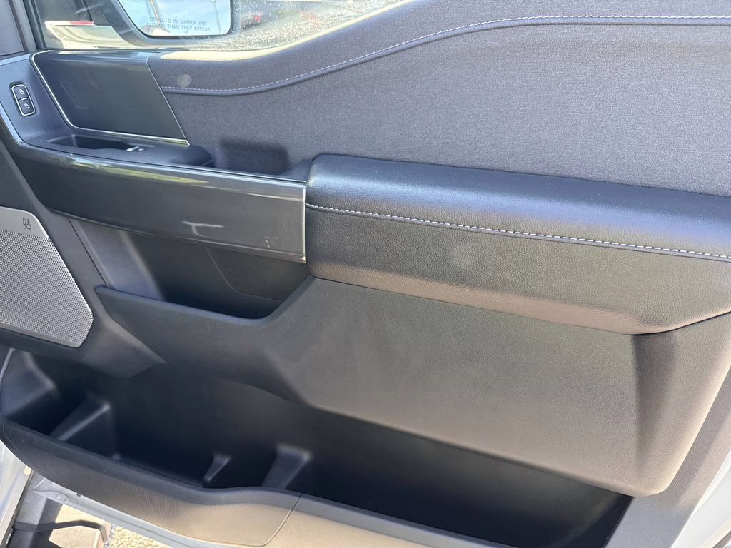 2023 Avalanche Ford F-150 Lariat 4X4 Truck
