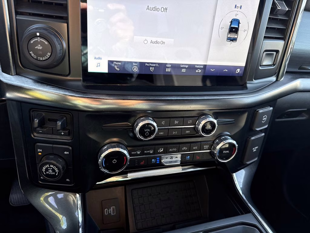 2023 Avalanche Ford F-150 Lariat 4X4 Truck