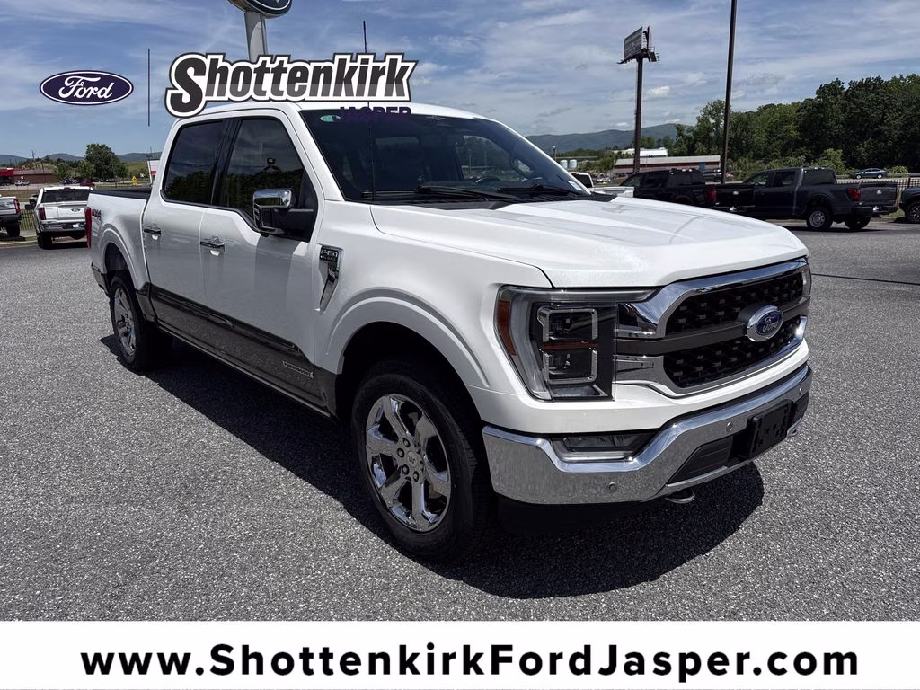 2023 Star White Metallic Tri-Coat Ford F-150 King Ranch 4X4 Truck