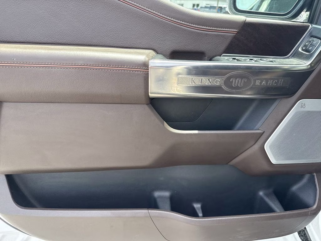 2023 Star White Metallic Tri-Coat Ford F-150 King Ranch 4X4 Truck