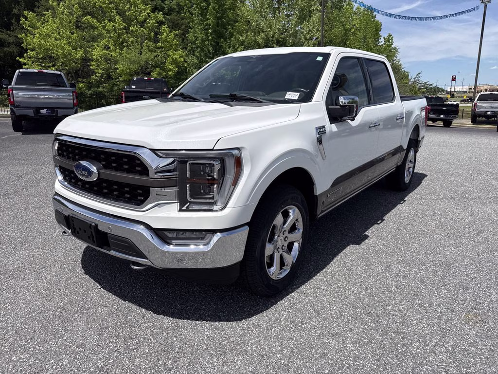 2023 Star White Metallic Tri-Coat Ford F-150 King Ranch 4X4 Truck