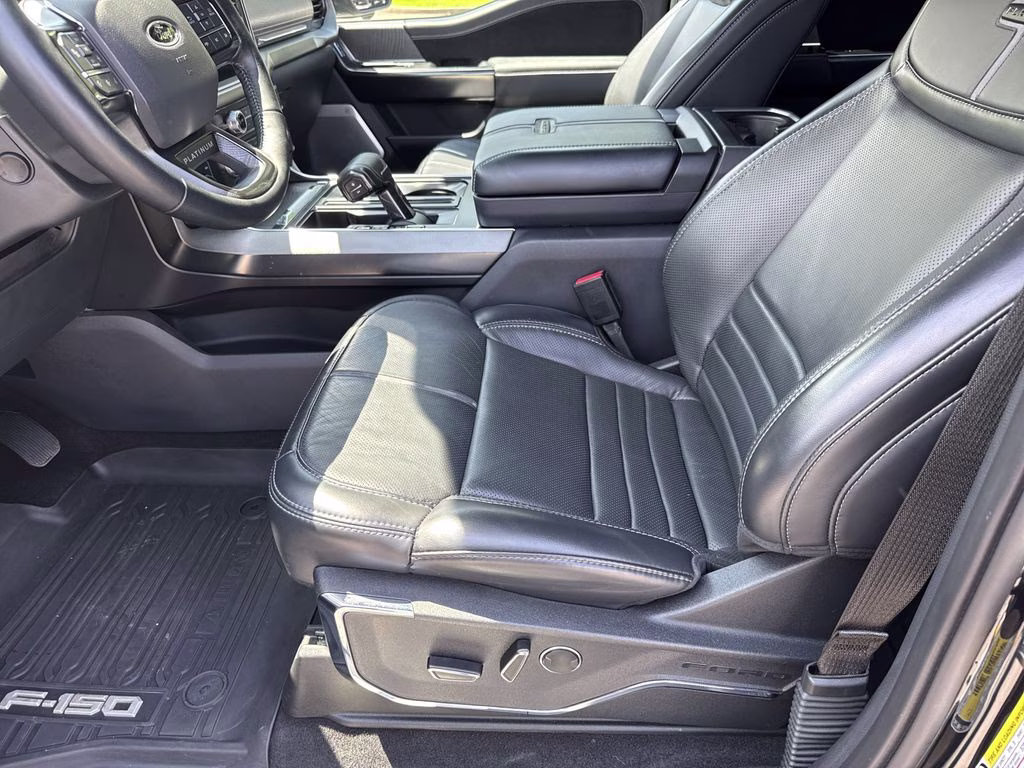 2023 Agate Black Metallic Ford F-150 Platinum 4X4 Truck