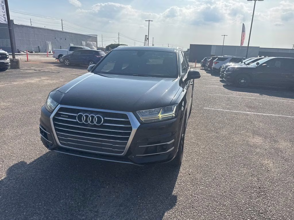 2018 Orca Black Metallic Audi Q7 2.0T Premium Plus AWD SUV