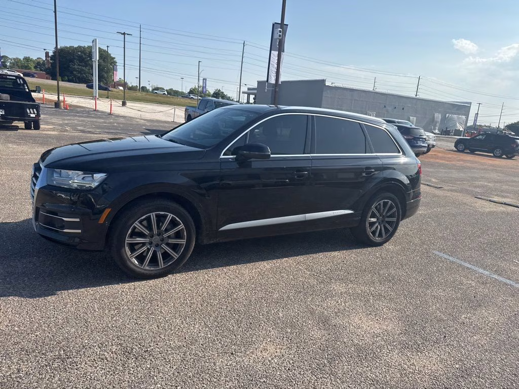 2018 Orca Black Metallic Audi Q7 2.0T Premium Plus AWD SUV
