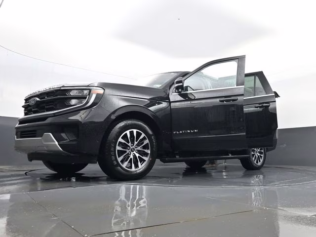 2025 Black Metallic Ford Expedition Max Platinum 4X4 SUV