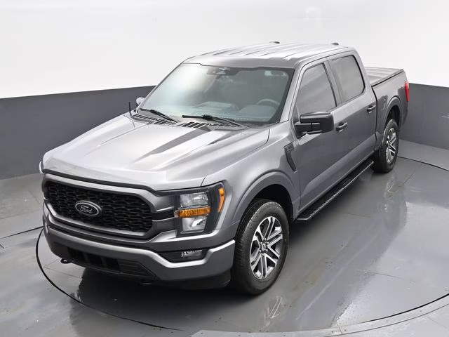 2023 Gray Metallic Ford F-150 XL 4X4 Truck