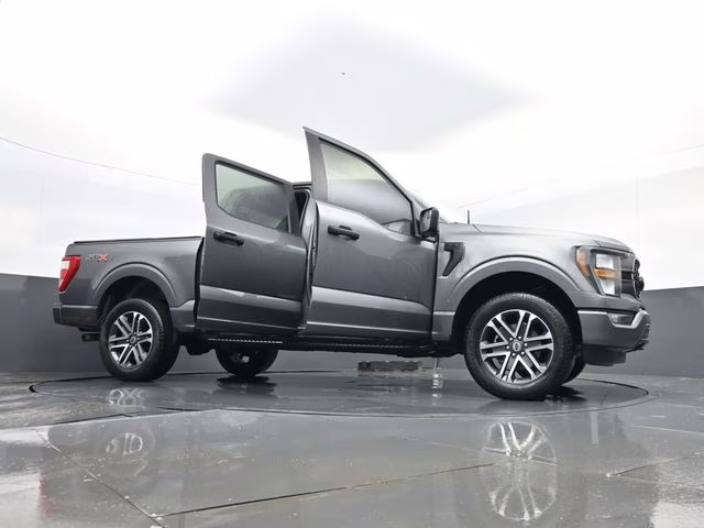 2023 Gray Metallic Ford F-150 XL 4X4 Truck