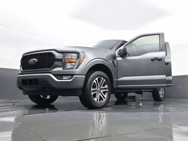 2023 Gray Metallic Ford F-150 XL 4X4 Truck