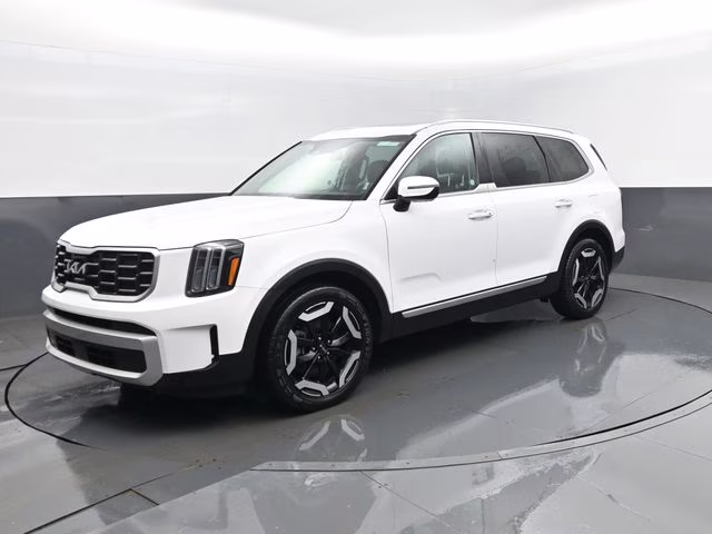 2025 Glacial White Pearl Kia Telluride S AWD SUV