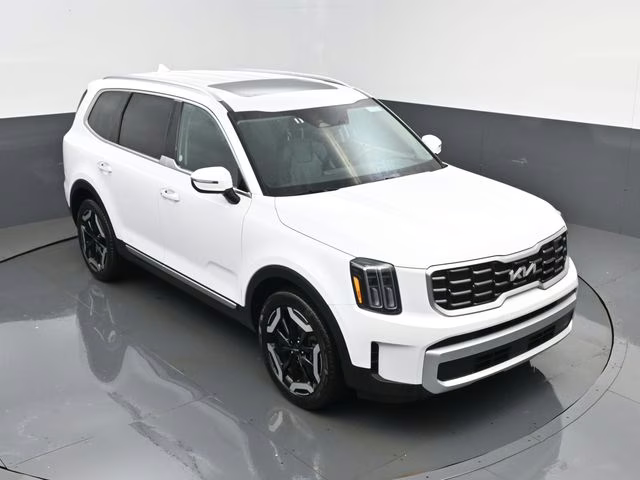 2025 Glacial White Pearl Kia Telluride S AWD SUV