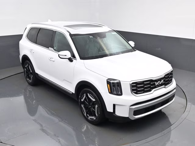 2025 Glacial White Pearl Kia Telluride S AWD SUV