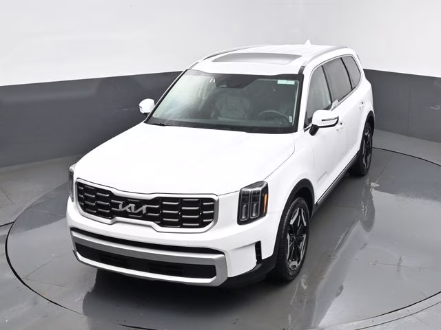 2025 Glacial White Pearl Kia Telluride S AWD SUV