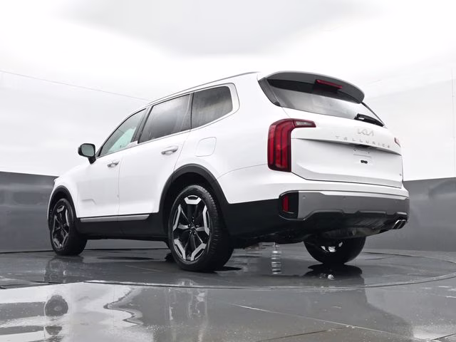 2025 Glacial White Pearl Kia Telluride S AWD SUV