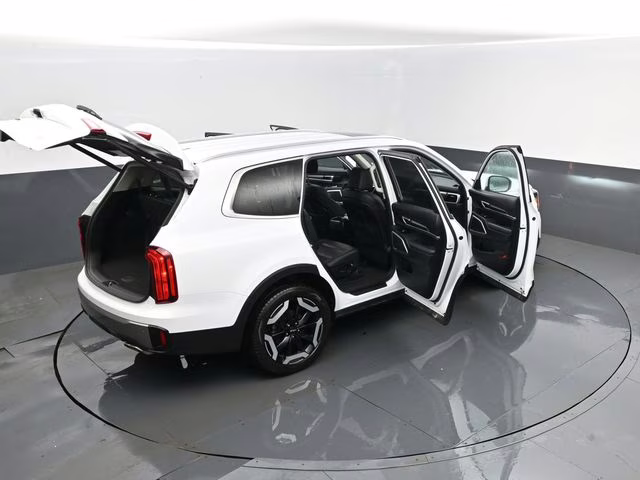 2025 Glacial White Pearl Kia Telluride S AWD SUV