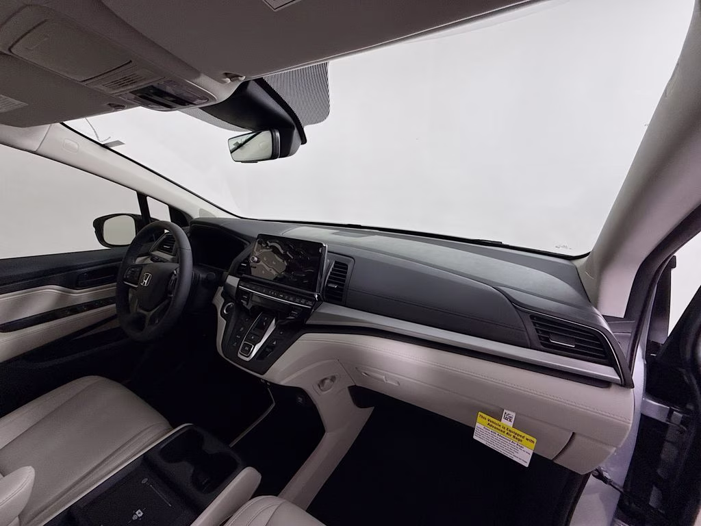 2026 Solar Silver Metallic Honda Odyssey EX-L FWD Van