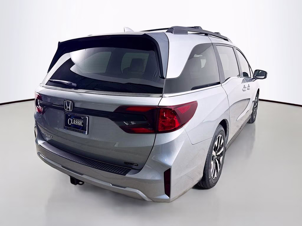 2026 Solar Silver Metallic Honda Odyssey EX-L FWD Van